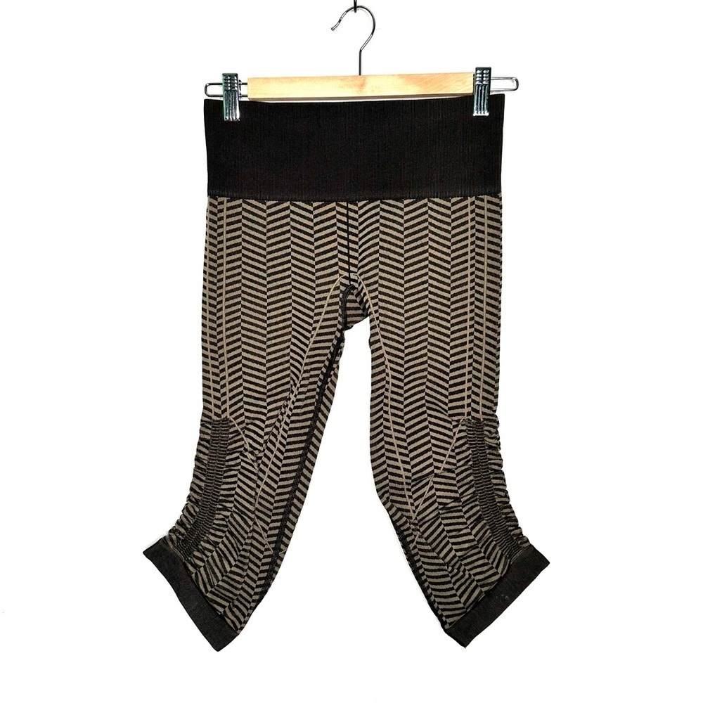 Lululemon | In The Flow Crop Black Green Size 4